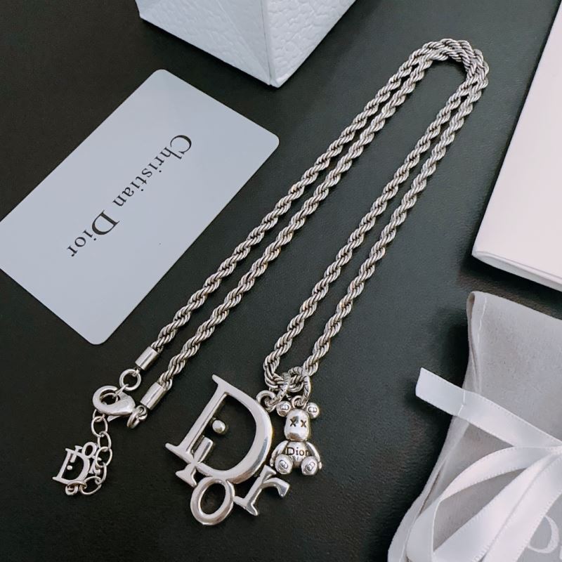 chr1st1an D10r necklaces